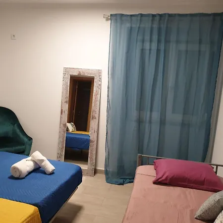 Terminal 4 Hostel Lisboa